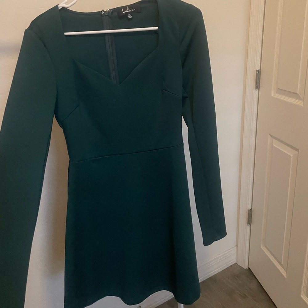 Lulus long sleeeve emerald green dress